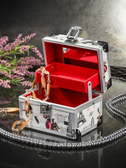 Elegant jewelry & keepsake box