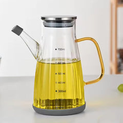 Glass oil jug 700 ml