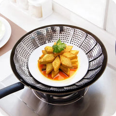 Folding stainless steel steaming tray